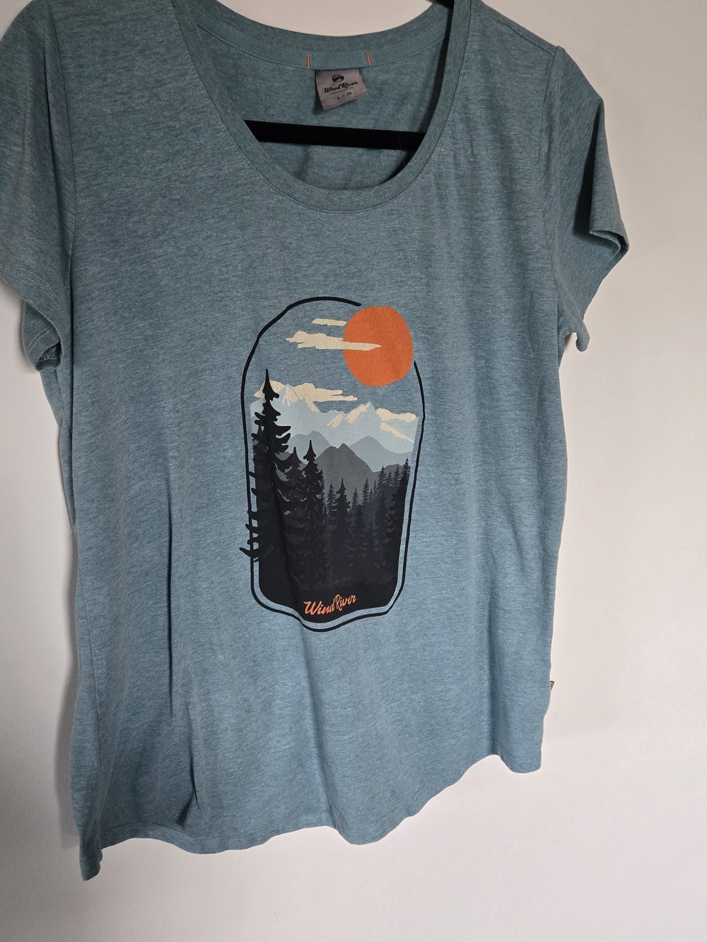 Women's Wind River Teal Graphic Tee with Sunset Landscape